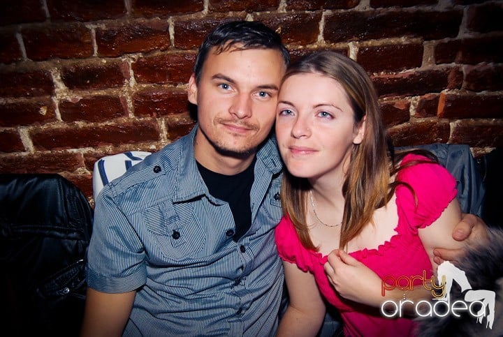 Saturday Night Party în Club Escape,