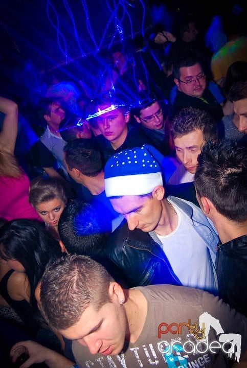 Saturday Night Party în Club Escape,