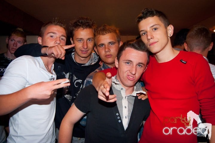 Saturday Night Party în Club Seven, 