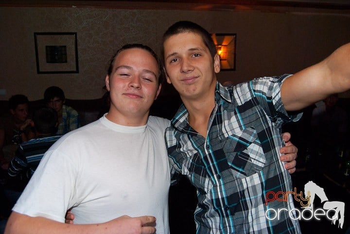 Saturday Night Party în Club Seven, 