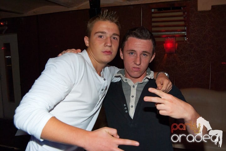 Saturday Night Party în Club Seven, 