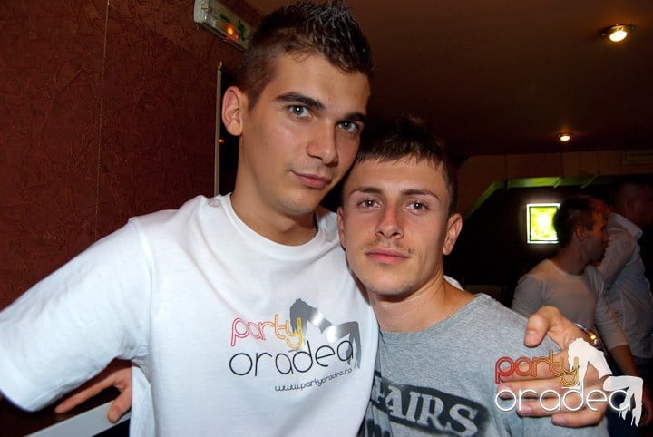 Saturday Night Party în Club Seven, 