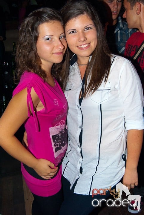 Saturday Night Party în Club Seven, 