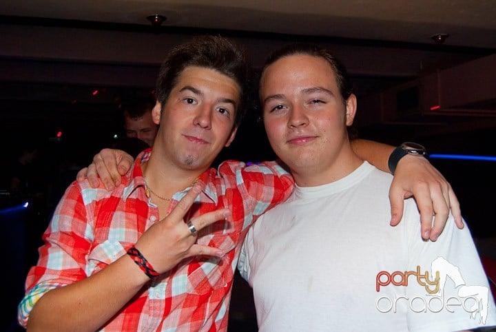 Saturday Night Party în Club Seven, 