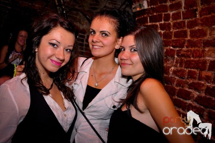 Saturday Night Party în Escape, 