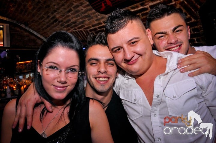 Saturday Night Party în Escape, 