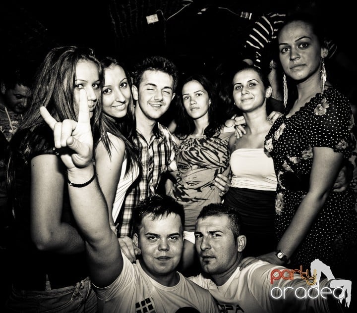 Saturday Night Party în Escape, 