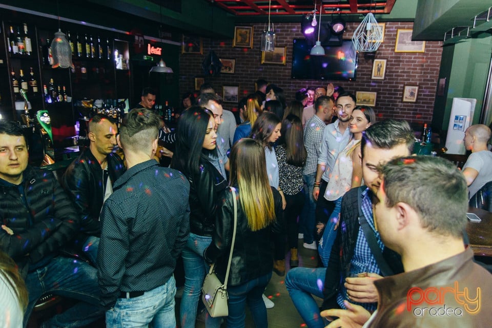 Saturday night party în Green Pub, Green Pub