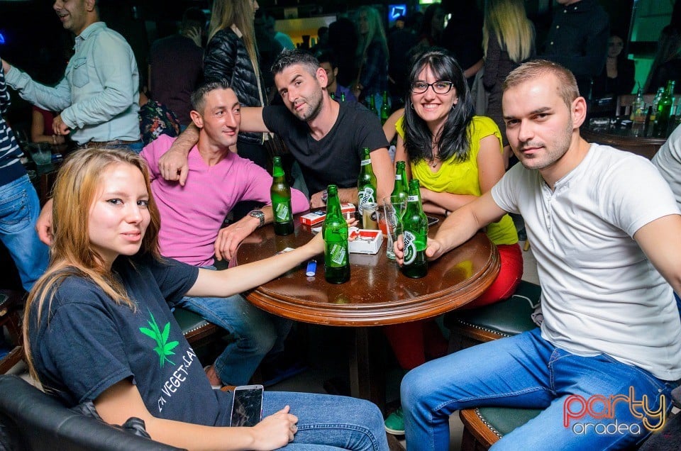 Saturday Night Party, Green Pub