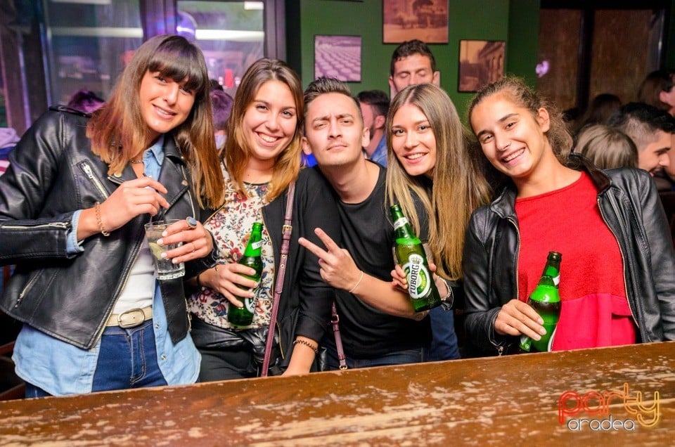 Saturday Night Party, Green Pub