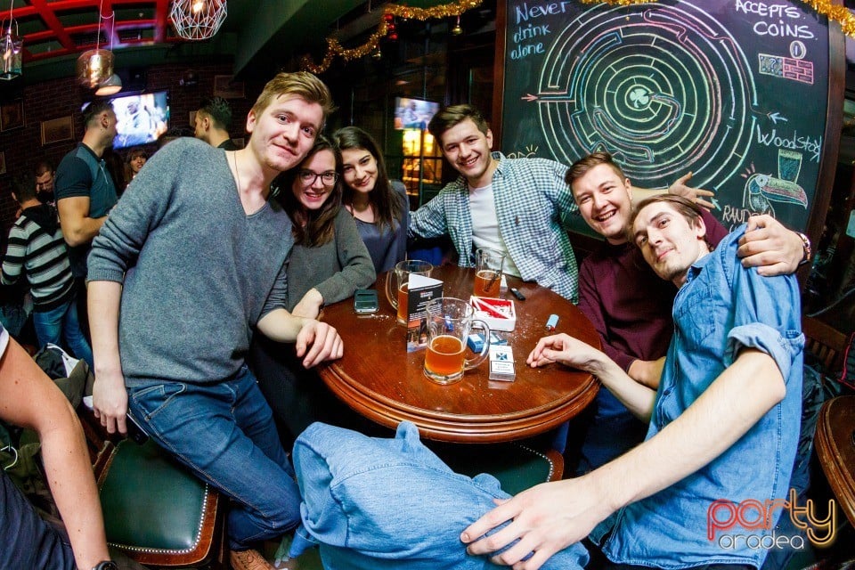 Saturday Night Party, Green Pub