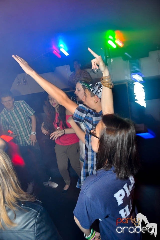 Saturday Night Show în Club Atti's, 