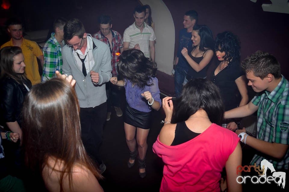 Saturday Night Show în Club Atti's, 