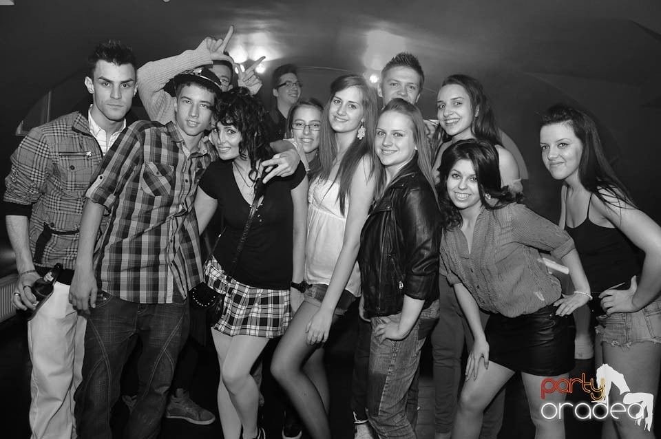 Saturday Night Show în Club Atti's, 