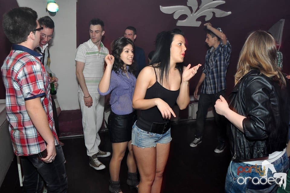 Saturday Night Show în Club Atti's, 