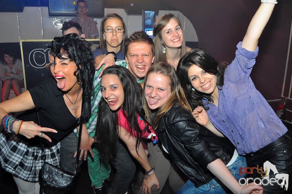 Saturday Night Show în Club Atti's, 