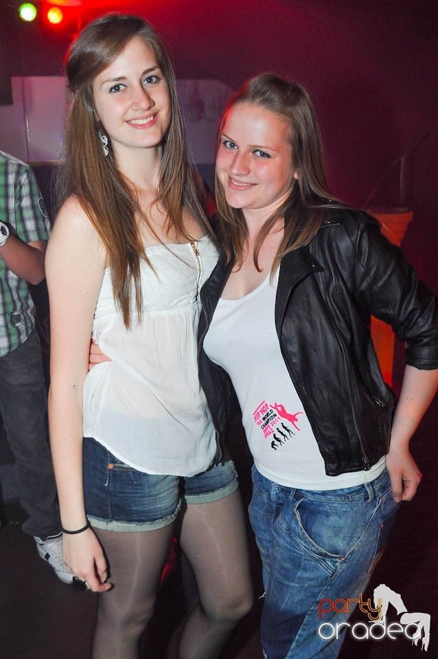 Saturday Night Show în Club Atti's, 