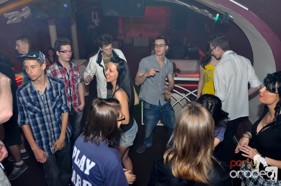 Saturday Night Show în Club Atti's, 