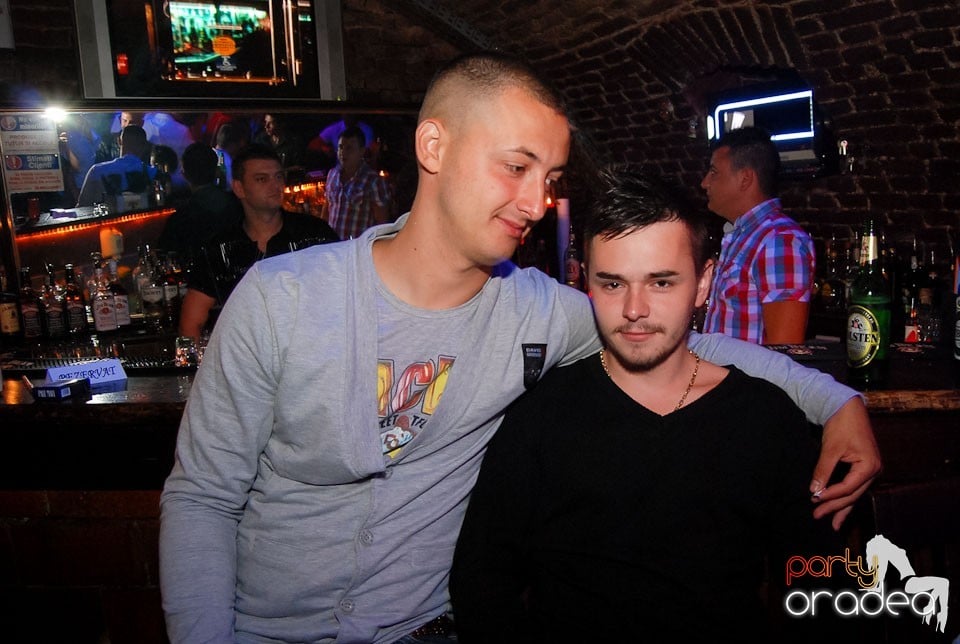 Saturday Party @ Club Escape,
