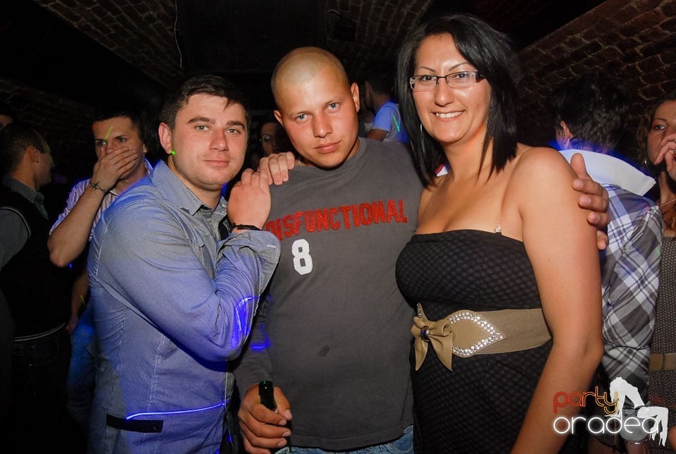 Saturday Party @ Club Escape,