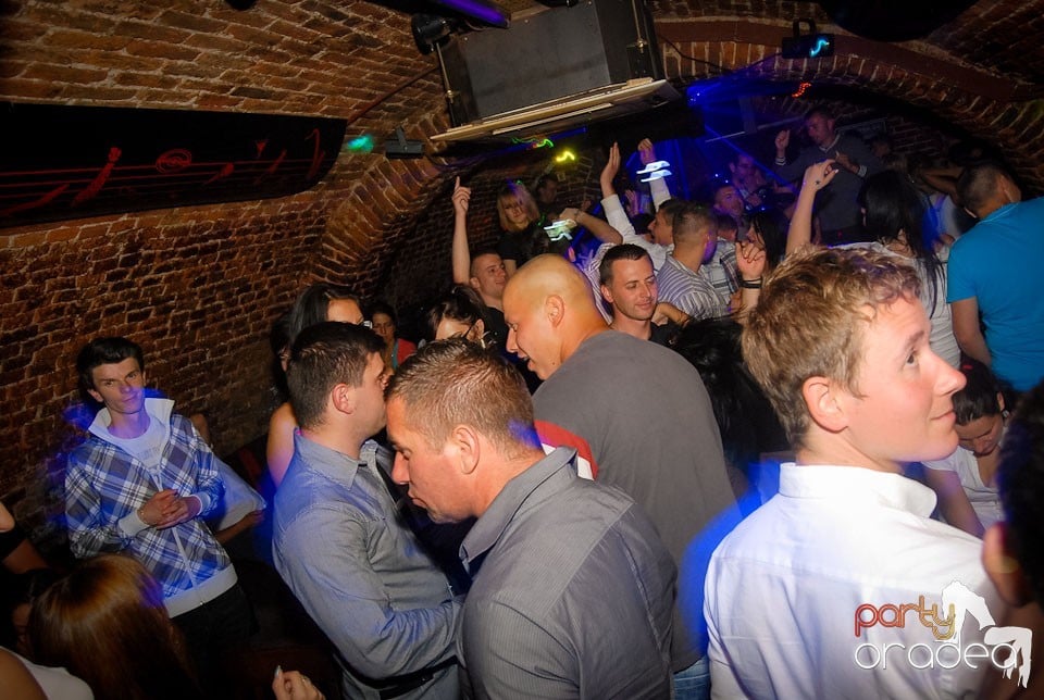 Saturday Party @ Club Escape,