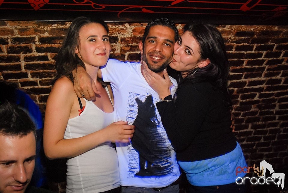Saturday Party @ Club Escape,