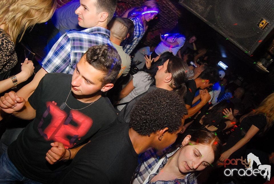 Saturday Party @ Club Escape,