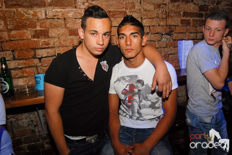 Saturday Party @ Club Escape,