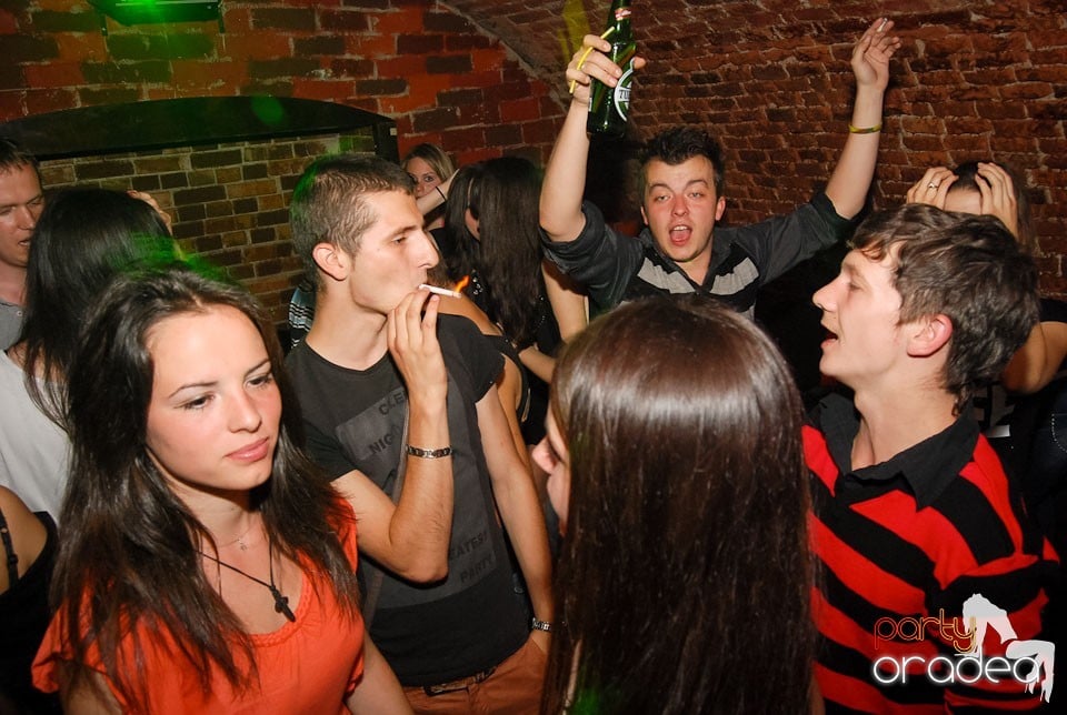 Saturday Party @ Club Escape,
