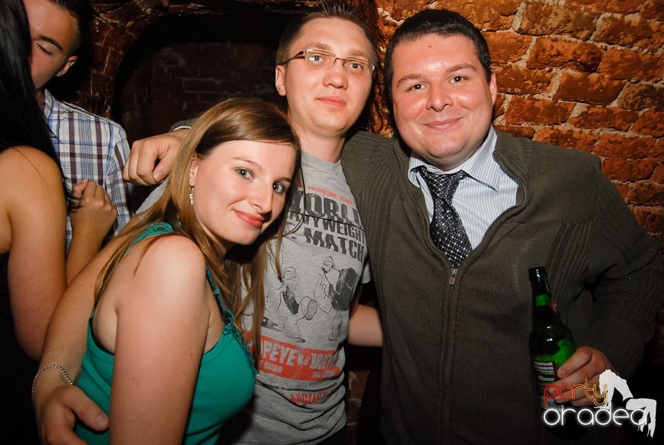 Saturday Party @ Club Escape,