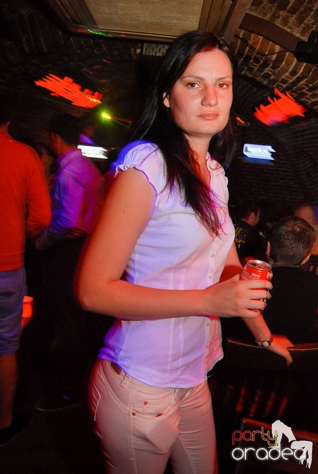 Saturday Party @ Club Escape,