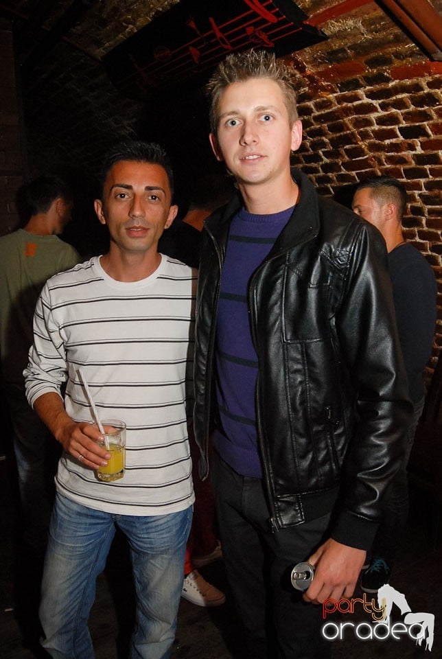Saturday Party @ Club Escape,