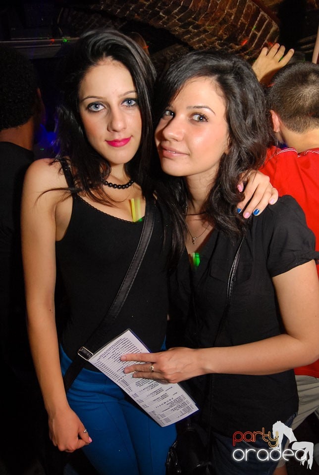 Saturday Party @ Club Escape,