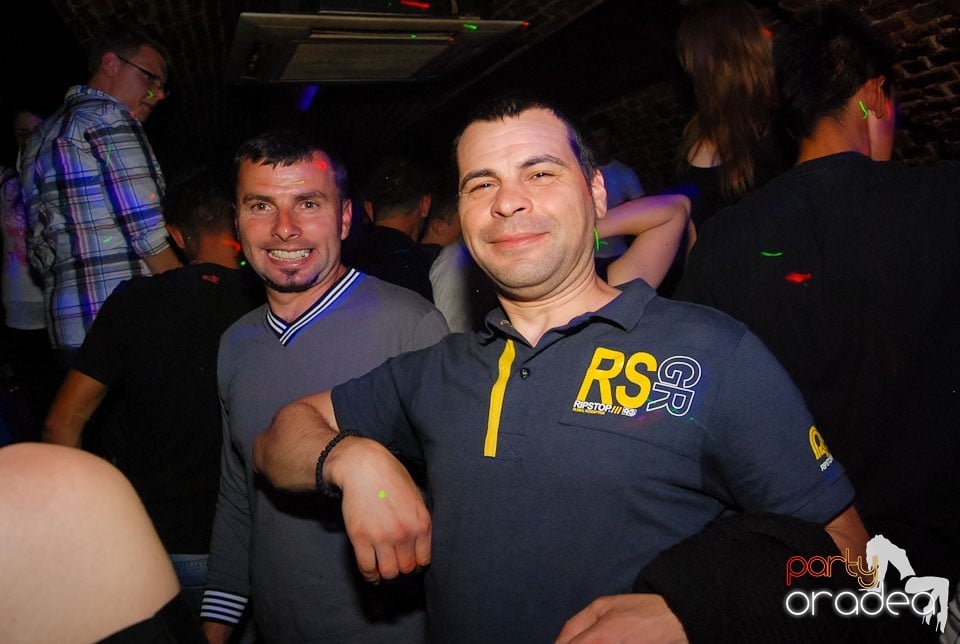 Saturday Party @ Club Escape,