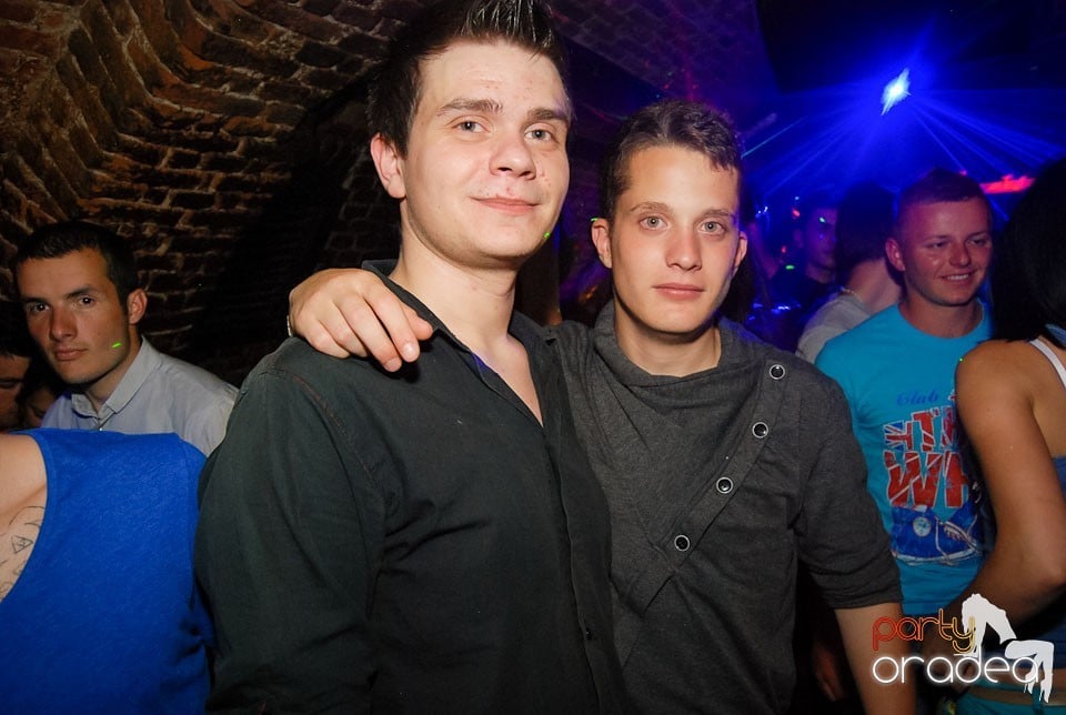 Saturday Party @ Club Escape,