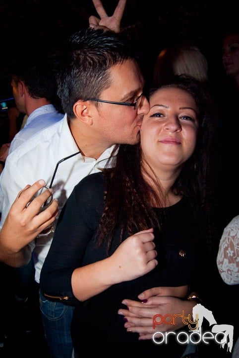 Saturday Party @ Escape,