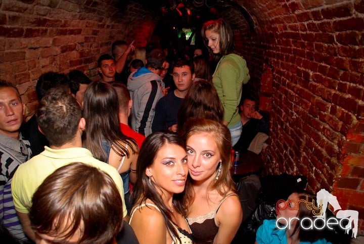 Saturday Party @ Escape, 