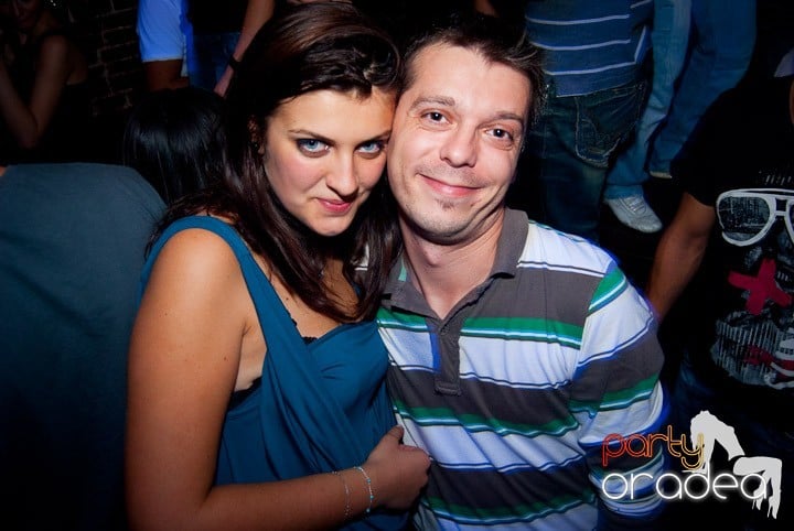 Saturday Party @ Escape, 