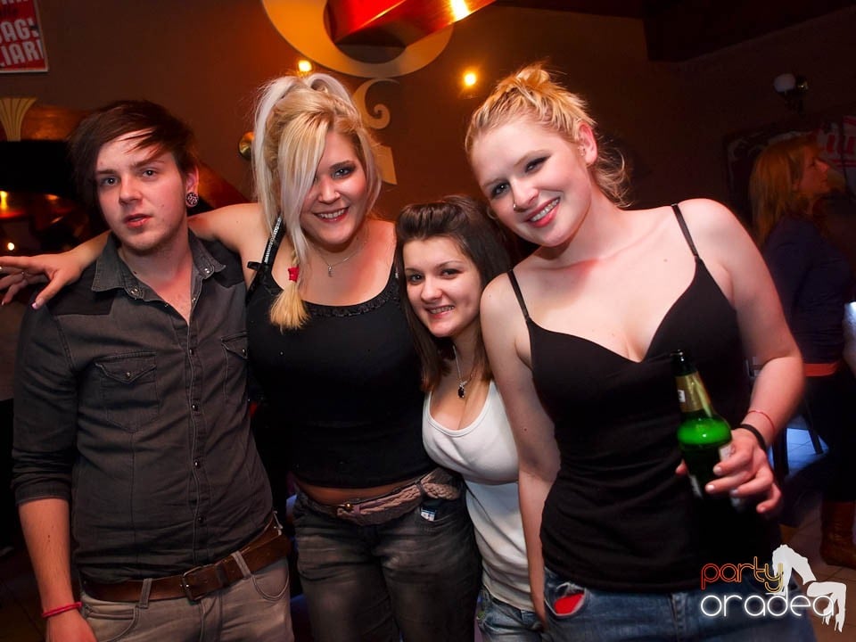 Saturday Party în Chanson, 