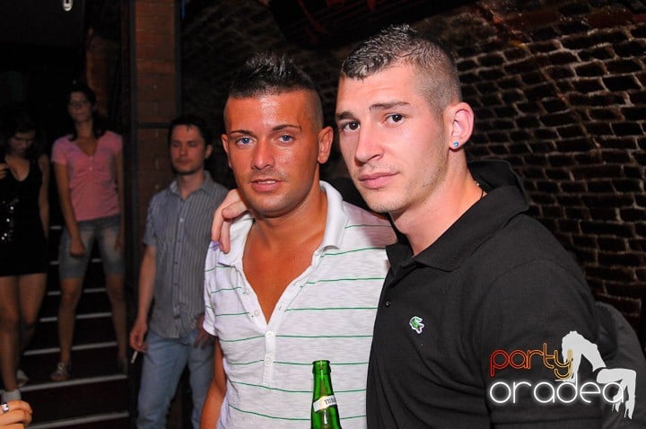 Saturday Party în Escape, 