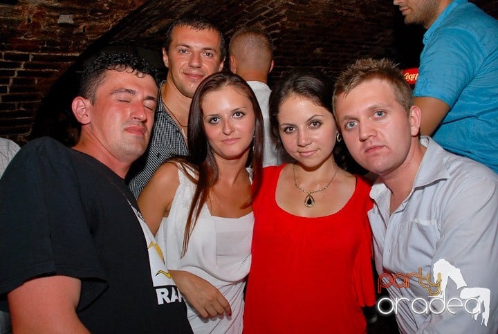 Saturday Party în Escape, 
