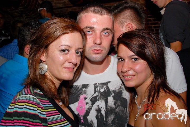 Saturday Party în Escape, 