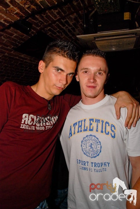 Saturday Party în Escape, 