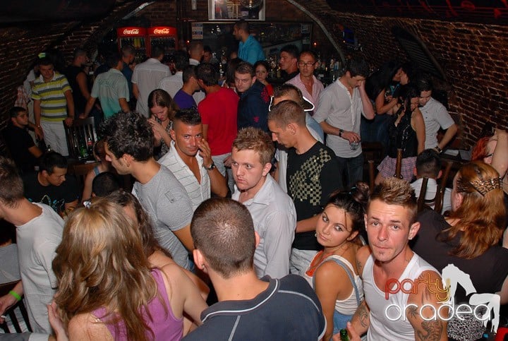 Saturday Party în Escape, 