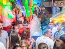 Saturday Party în Window