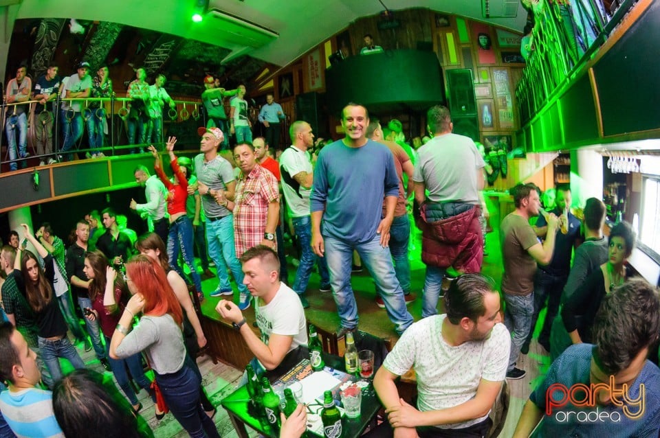 Saturday Party @ Window, 