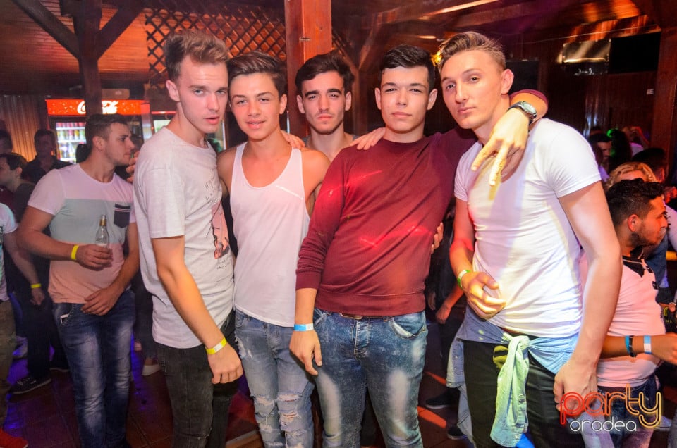 Saturday Party with Dumy, 