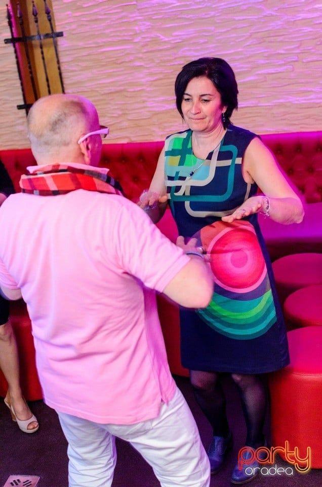 Saturday Party, Downtown Paparazzi