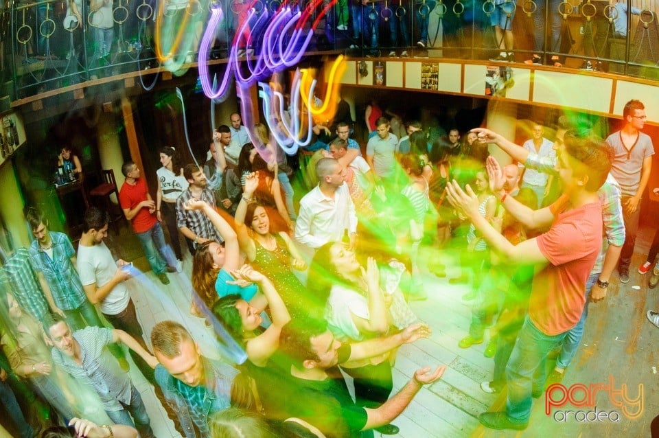 Saturday Party, 