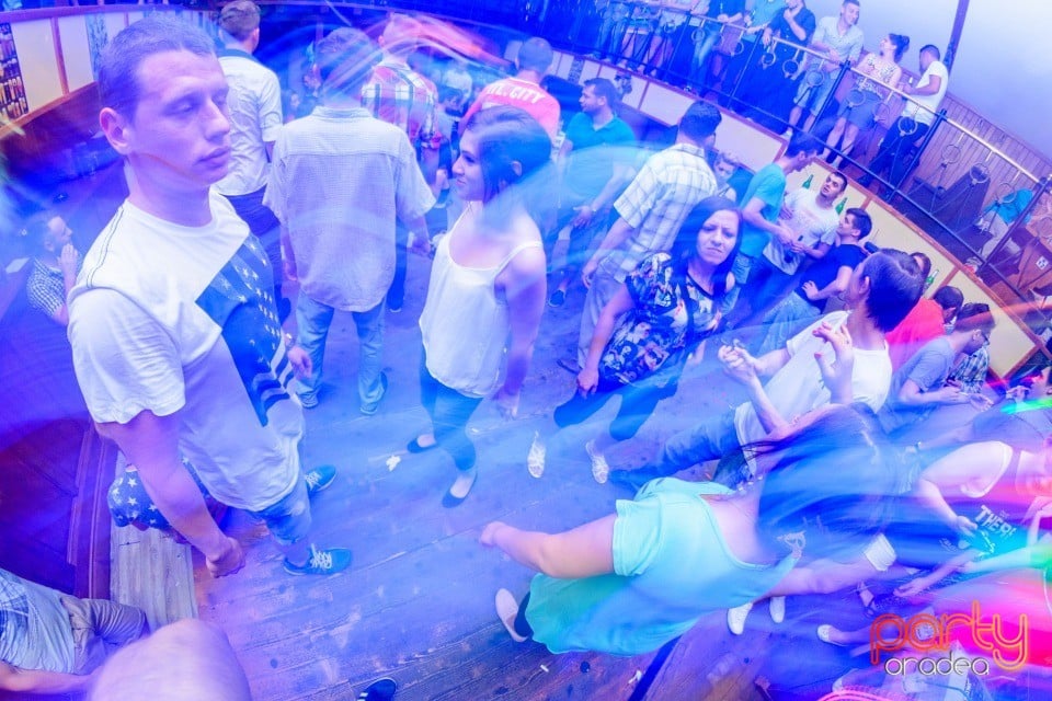 Saturday Party, 